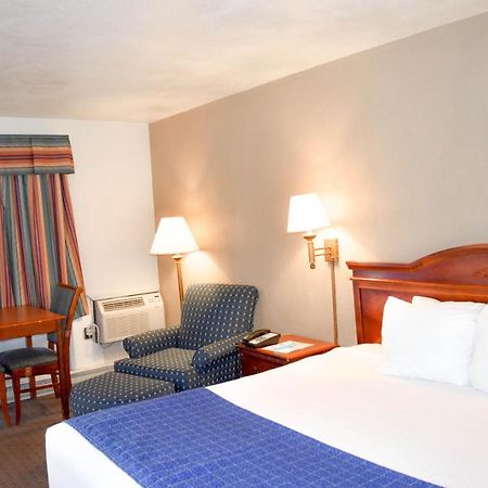 Attleboro Motor Inn Dış mekan fotoğraf